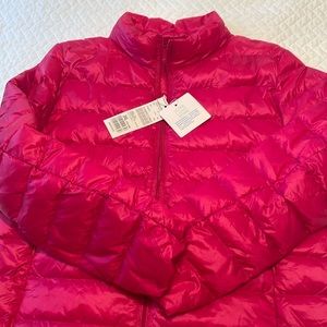 New!!! NWT Beautiful  Fushia, Hot Pink,      Ultra light weight!